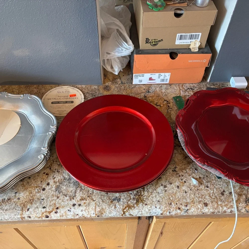 Sur La Table NWT Red and Silver plastic Set of 10 chargers